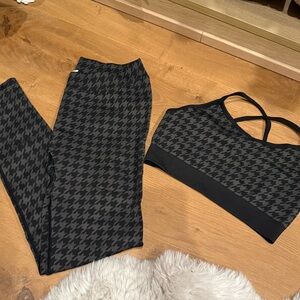Glyder Seamless Houndstooth Jacquard Legging & Bra
